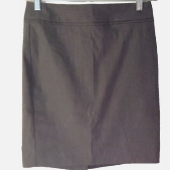 The Limited Women’s Pencil Skirt Sz 4P Gray NWT Stretch Hidden Zip Career Office - Picture 3 of 15